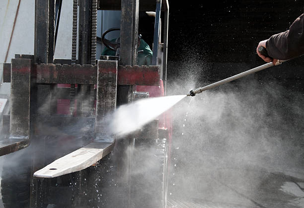 Best Playground Equipment Cleaning  in Mendenhall, MS